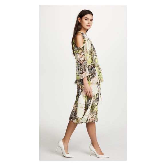 Opening Ceremony Dresses & Skirts - Opening Ceremony - Green Floral Pearl Edge Dress